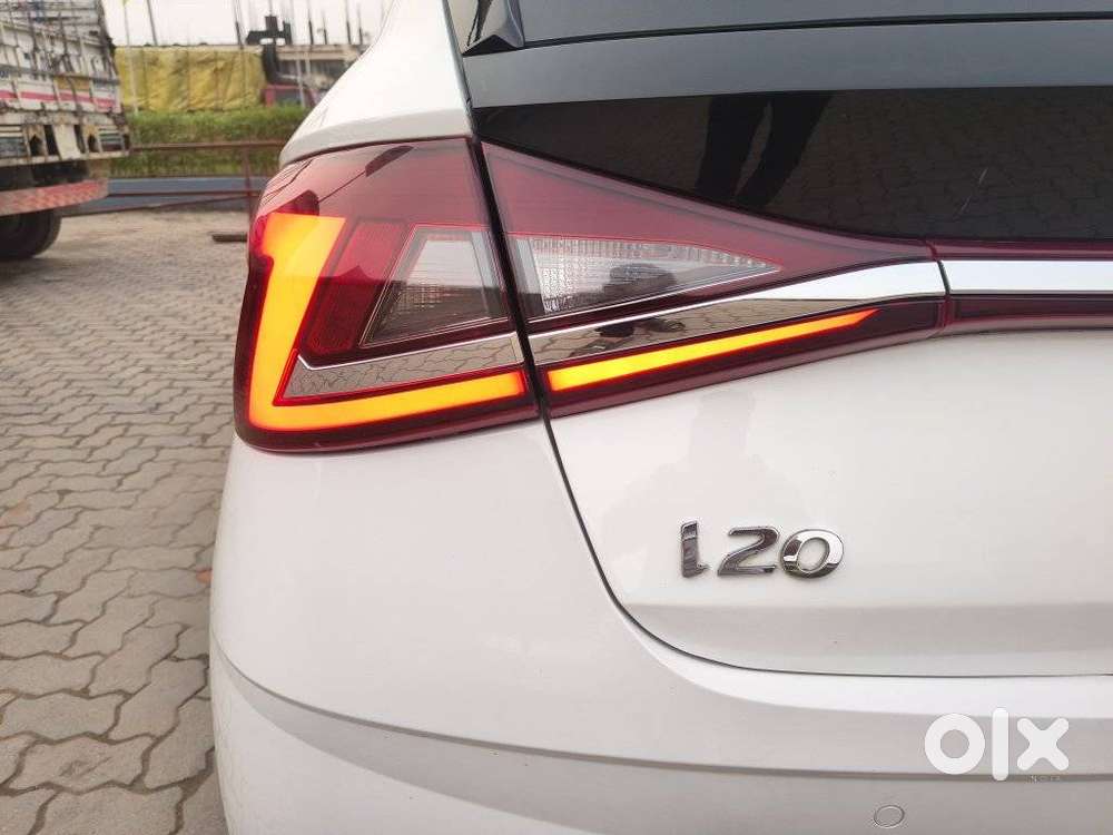 Hyundai I20 Asta (o) 1.2 Ivt, 2022, Petrol