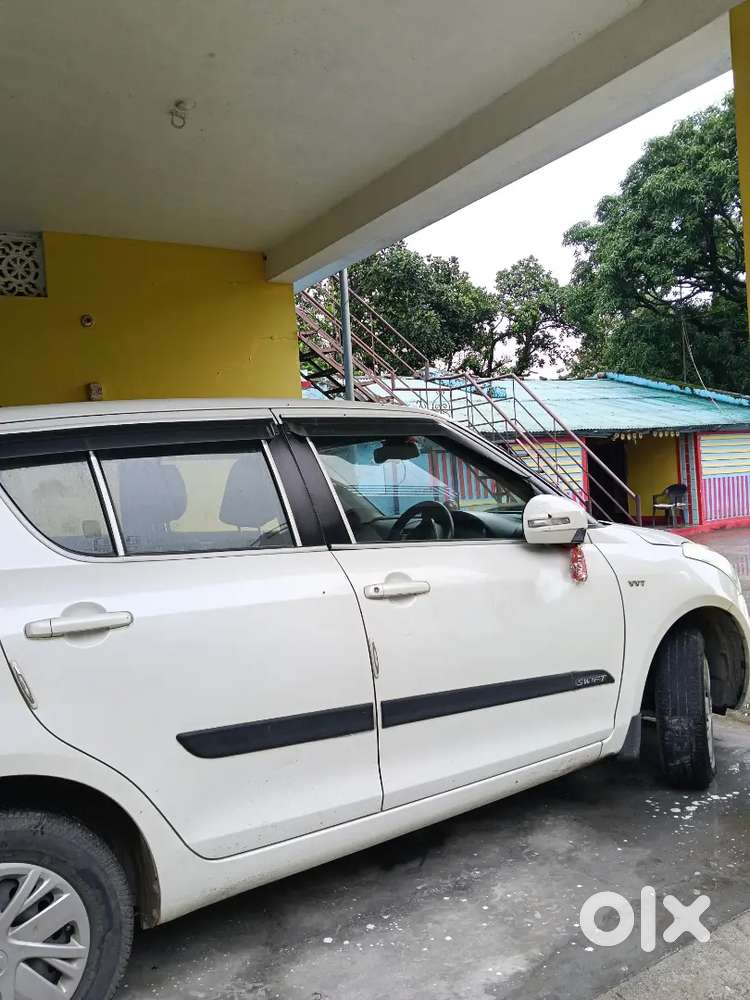 Maruti Suzuki Swift 1.2 Vxi 2017