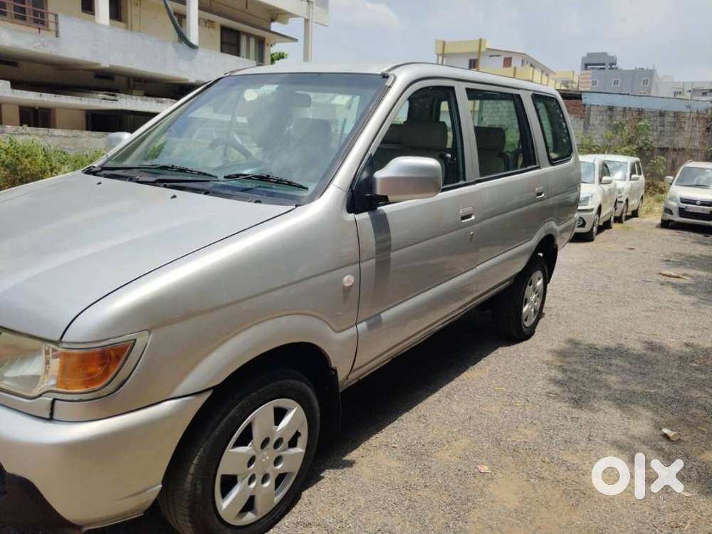 Chevrolet Tavera 2012-2017 Neo 3 Ls 7 Seats Bsiv, 2016, Diesel