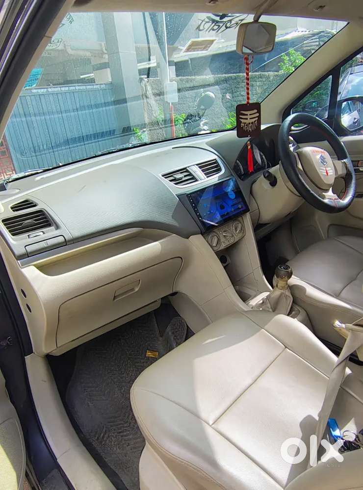 Petrol +cng Outfitted Ertiga Vxi2013