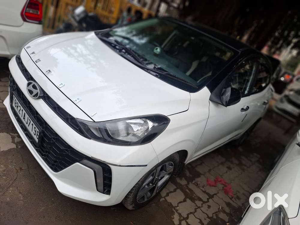 Hyundai Aura Sx 1.2 Cng, 2025, Cng & Hybrids