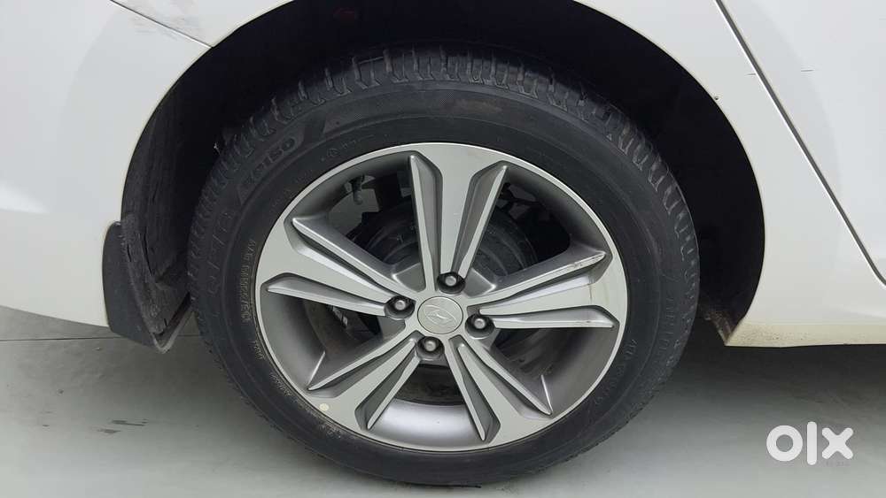 Hyundai Verna [2015-2017] Fluidic 4s 1.6 Crdi Sx (o) At, 2018, Petro..