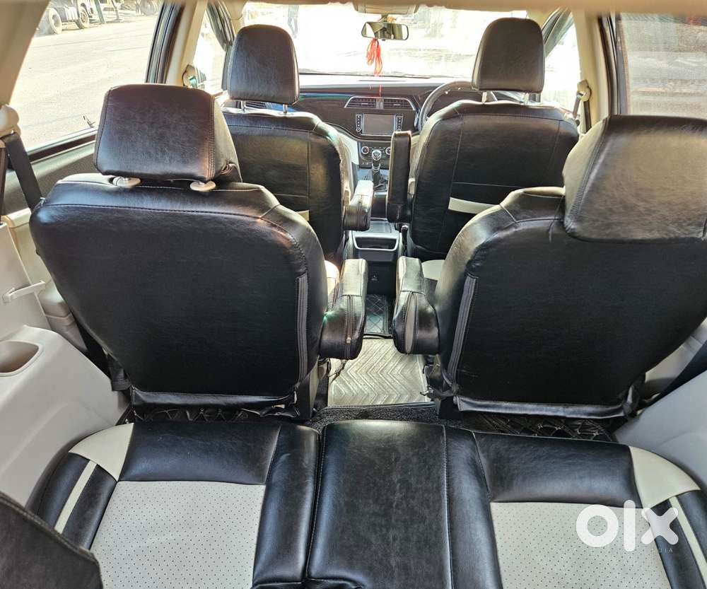 Mahindra Marazzo M6, 2018, Diesel