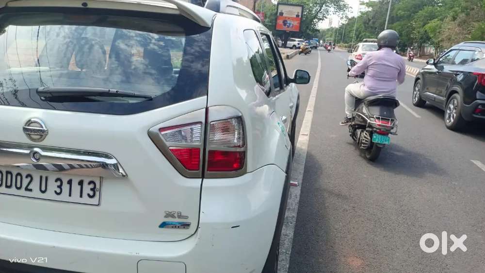 Nissan Terrano 11 Diesel 123090 Km Driven