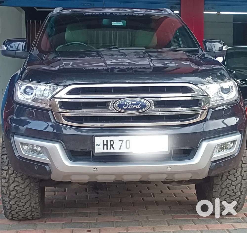 Ford Endeavour 107000 Km Driven 3.2 Automatic 4+4 Good Condition