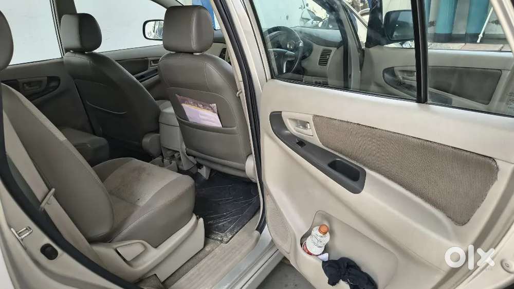 Toyota Innova 2014 Diesel Well Maintained
