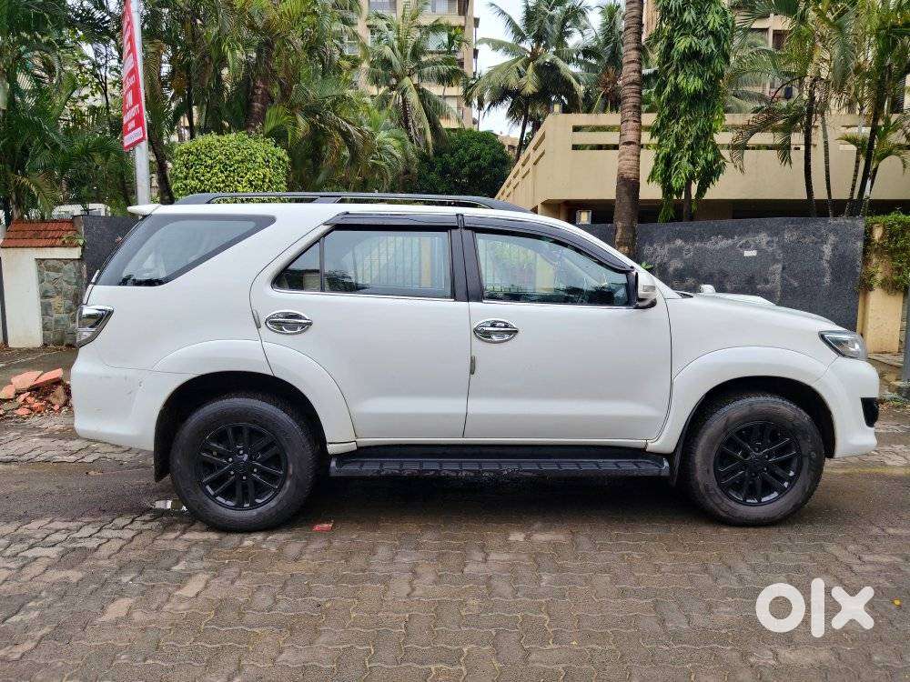Toyota Fortuner 4x2 Manual, 2014, Diesel