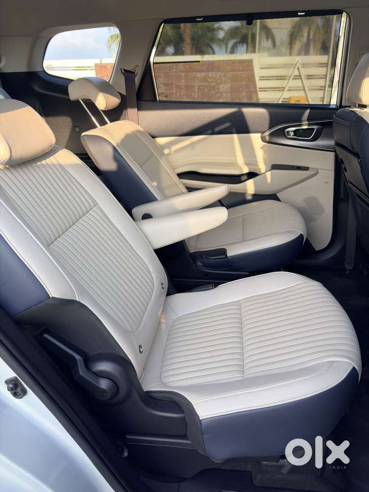 Kia Carens Clavis G1.5 Turbo Dct Htx Plus 7-seater, 2025, Petrol