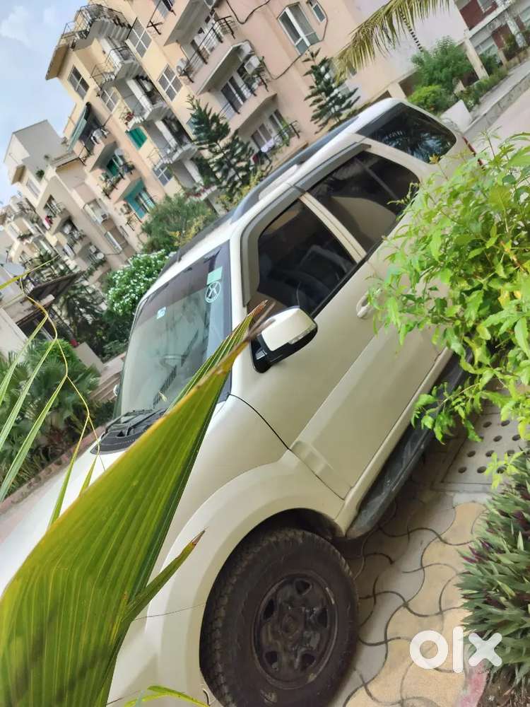 Tata Safari Storme 2016 4x2 Manual Diesel