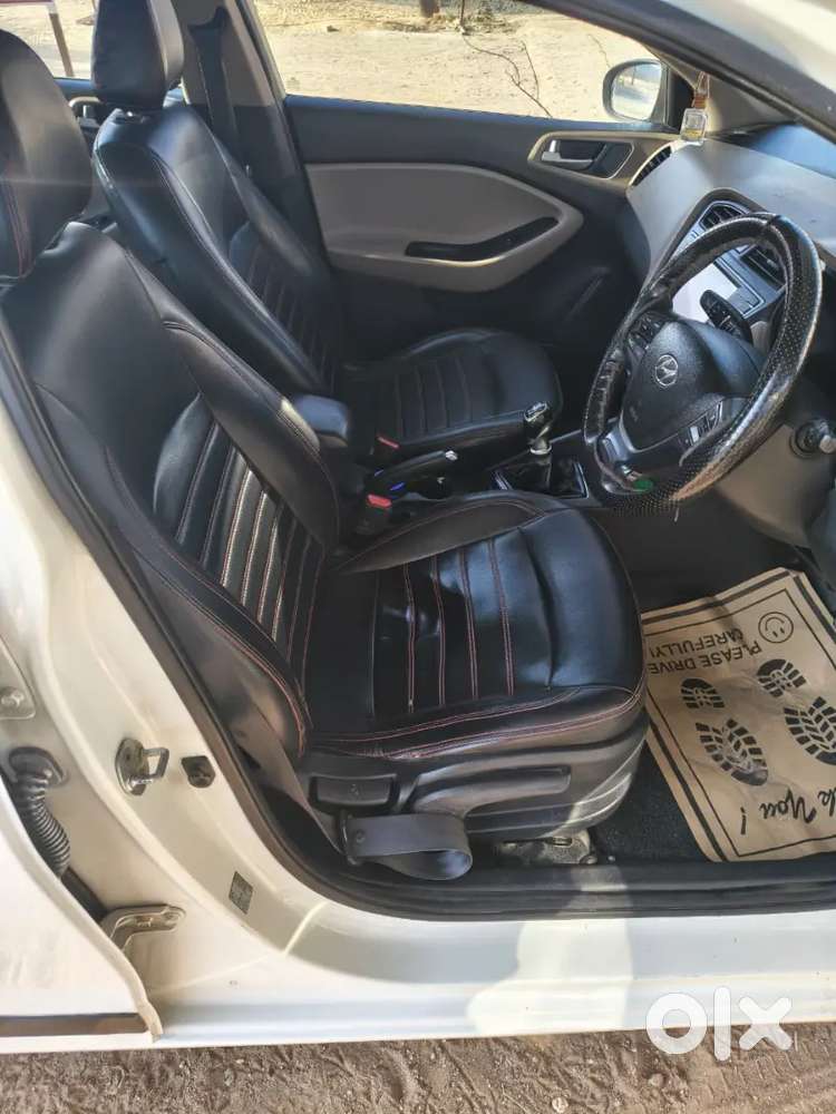 Hyundai I20 2015 Diesel 80000 Km Driven