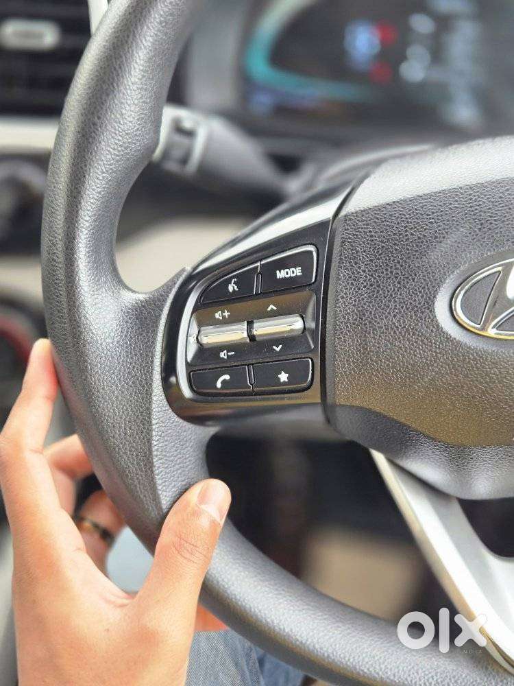 Hyundai Venue S 1.2 Petrol, 2023, Petrol
