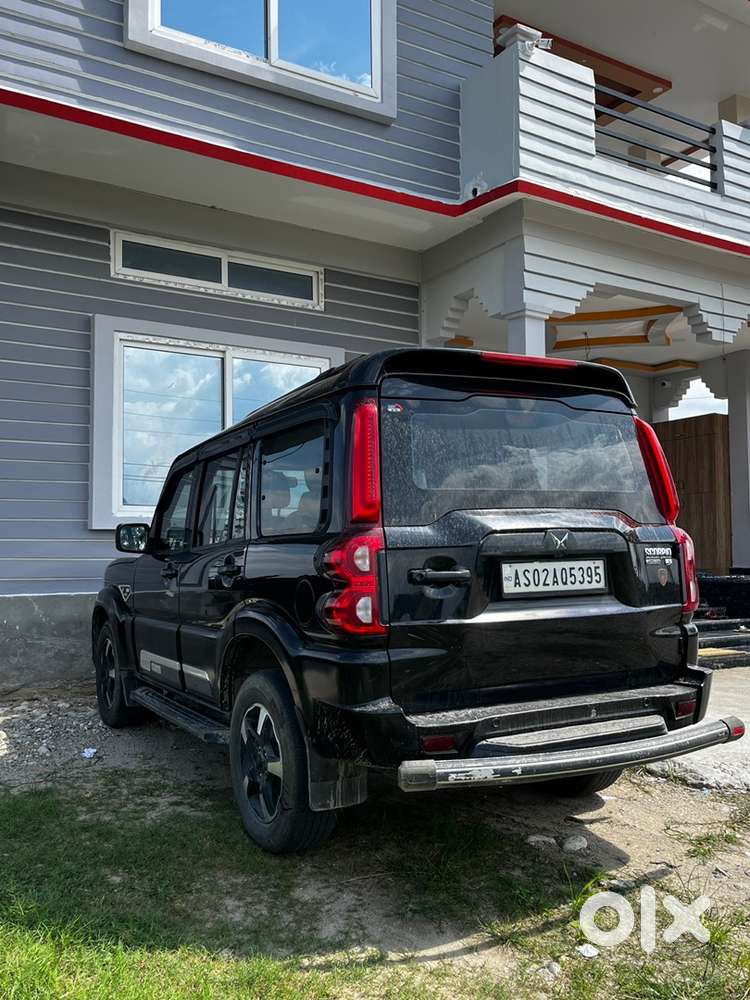 Mahindra Scorpio Classic S Upgraded To S11