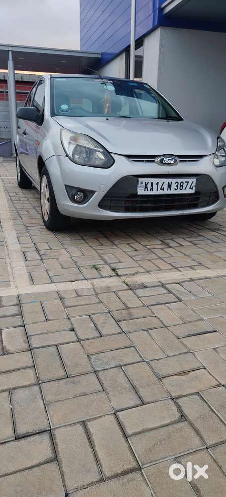 Ford Figo Petrol Zxi, 2010, Petrol