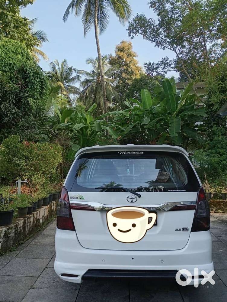Near & Clean Toyota Innova 2.5 G4 2016
