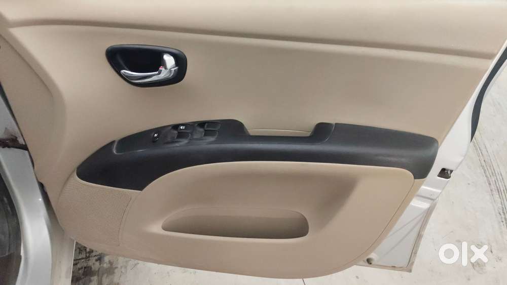 Hyundai I10 Sportz 1.1l, 2015, Petrol