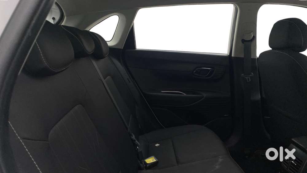 Hyundai New I20 1.2 Asta (o) Ivt, 2023, Petrol