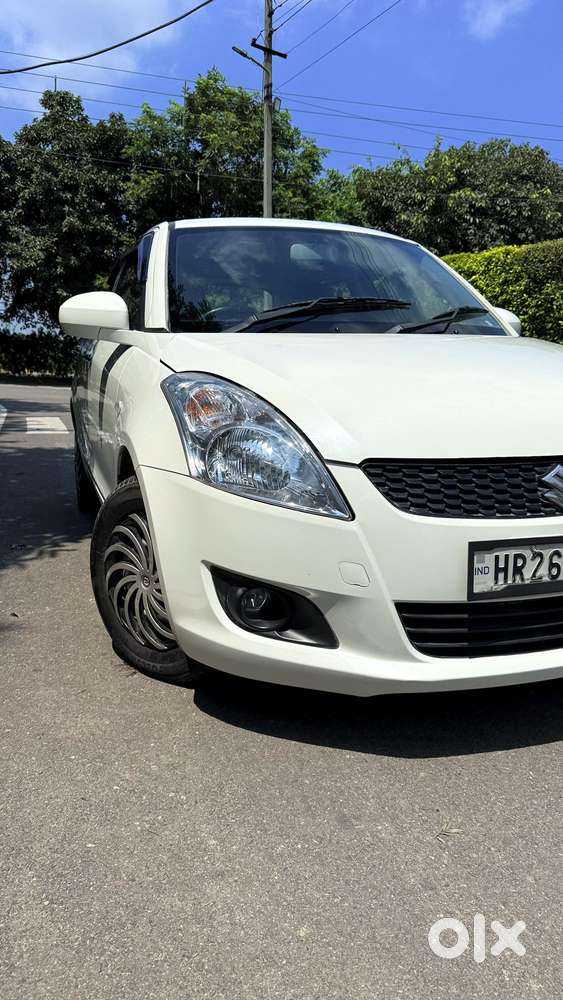 Maruti Suzuki Swift Lxi Optional-o, 2011, Petrol