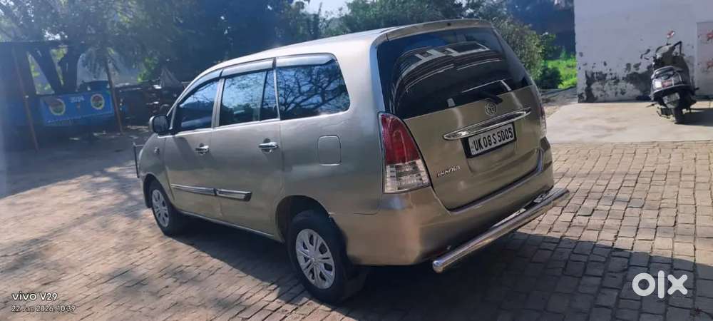 Innova 2010 Model G4