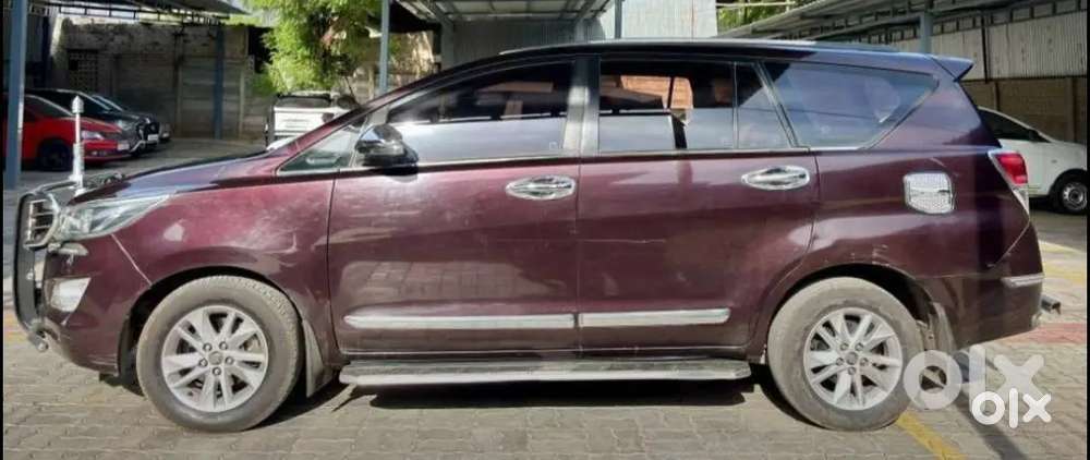 Toyota Innova Crysta 2.8z 2018