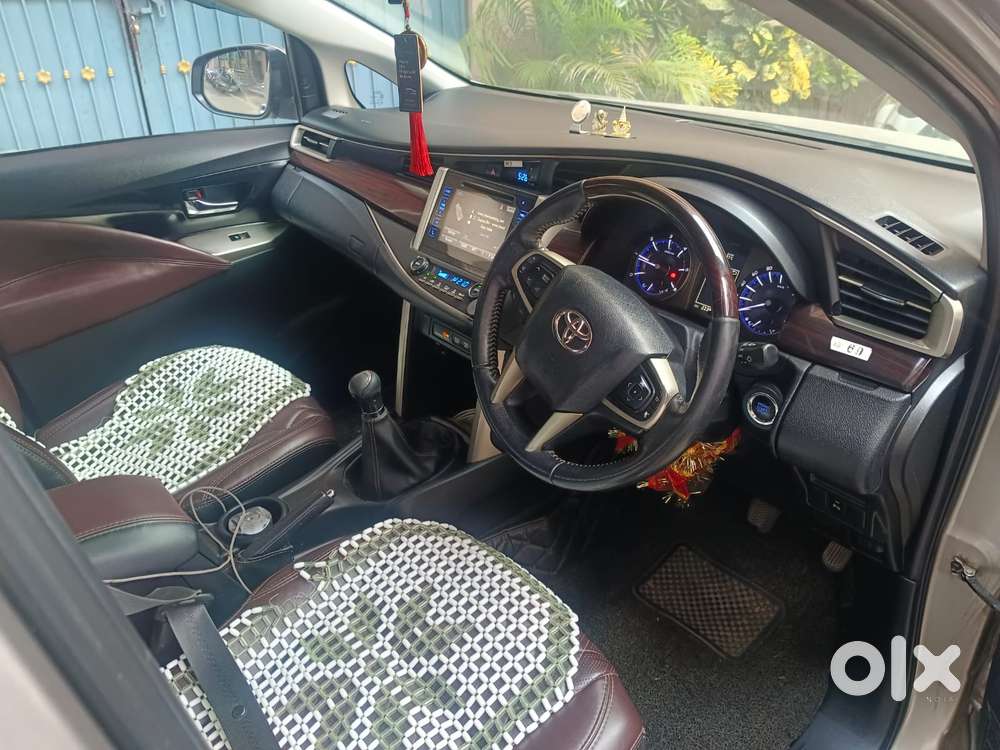 Toyota Innova Crysta 2.4 V 7 Str, 2017, Diesel