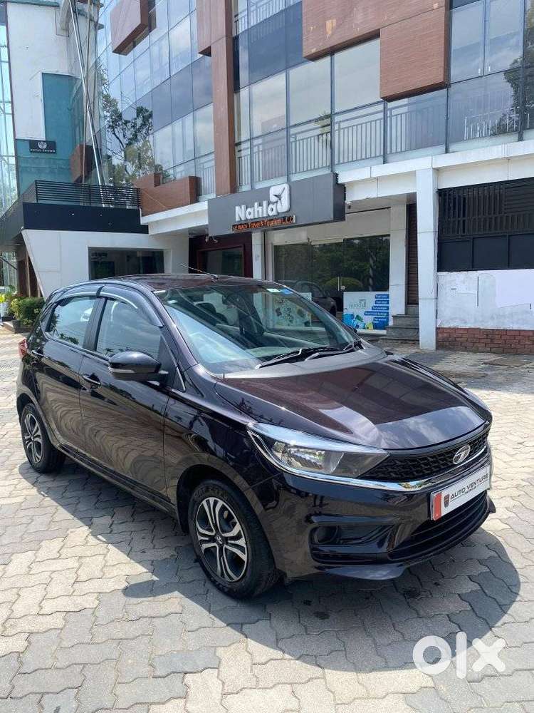 Tata Tiago 1.2 Revotron Xt (o), 2023, Petrol