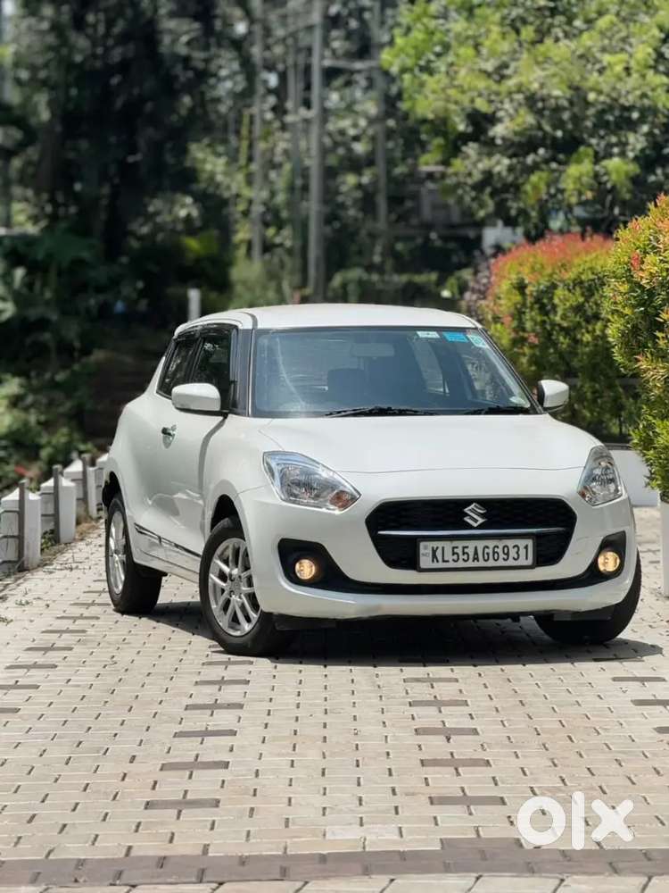 Maruti Suzuki Swift Zxi 2023 Petrol Manual Plus