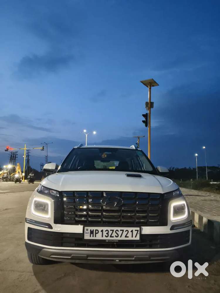 Hyundai New Venue Se Petrol Manual 2025