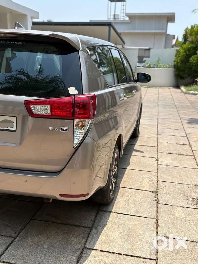 Exceptionally Maintained 2021 Crysta In Avantgarde Bronze