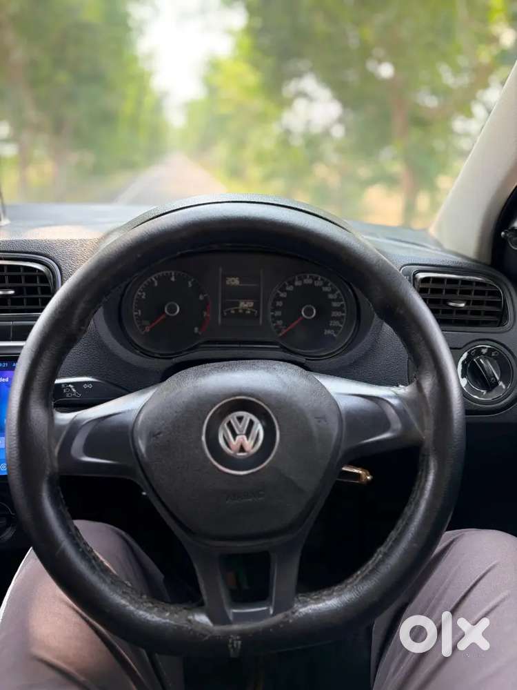 Volkswagen Polo 2017 Petrol 85000 Km Driven