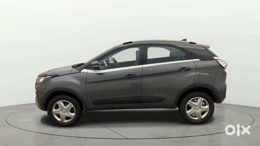 Tata Nexon 1.5 Revotorq Xma Amt (s), 2021, Petrol