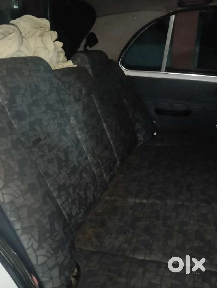 Ambassador Grand 2000 Ps 2005