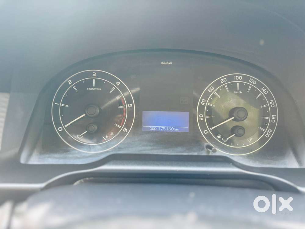 Toyota Innova Crysta 2.7 Gx Mt, 2017, Diesel