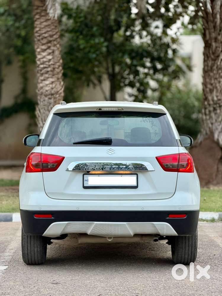 Maruti Suzuki Brezza Zxi Plus At, 2019, Diesel