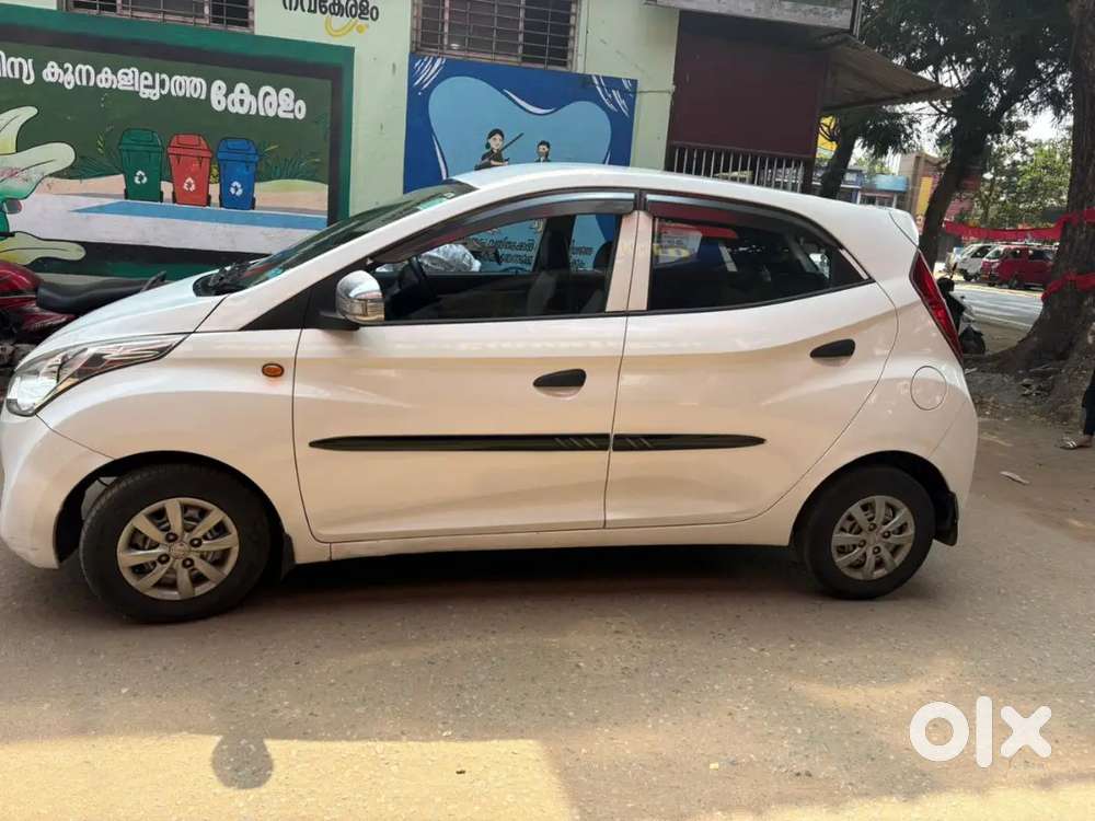 Hyundai Eon 2015 Petrol Well Maintained Remot Key .spare Key Available