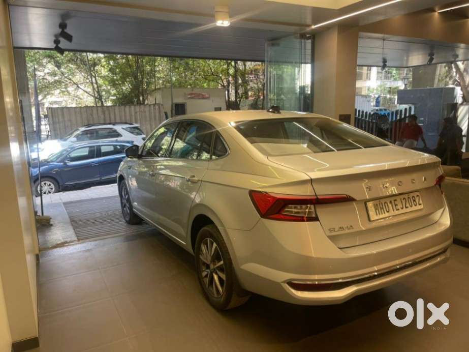 Skoda Slavia Style 1.0l Tsi At, 2013, Petrol