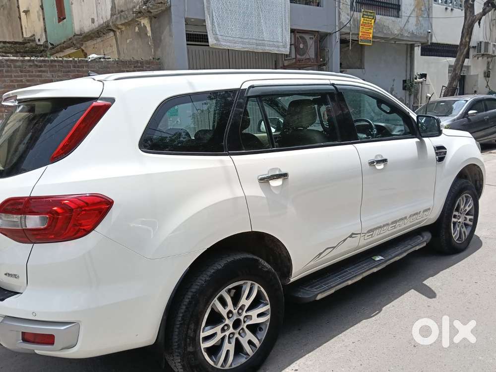 Ford Endeavour 3.2 Titanium At 4x4, 2017, Diesel