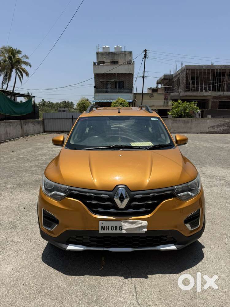 Renault Triber Rxz, 2023, Petrol