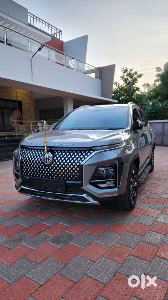 Mg Hector Sharp Pro Top End