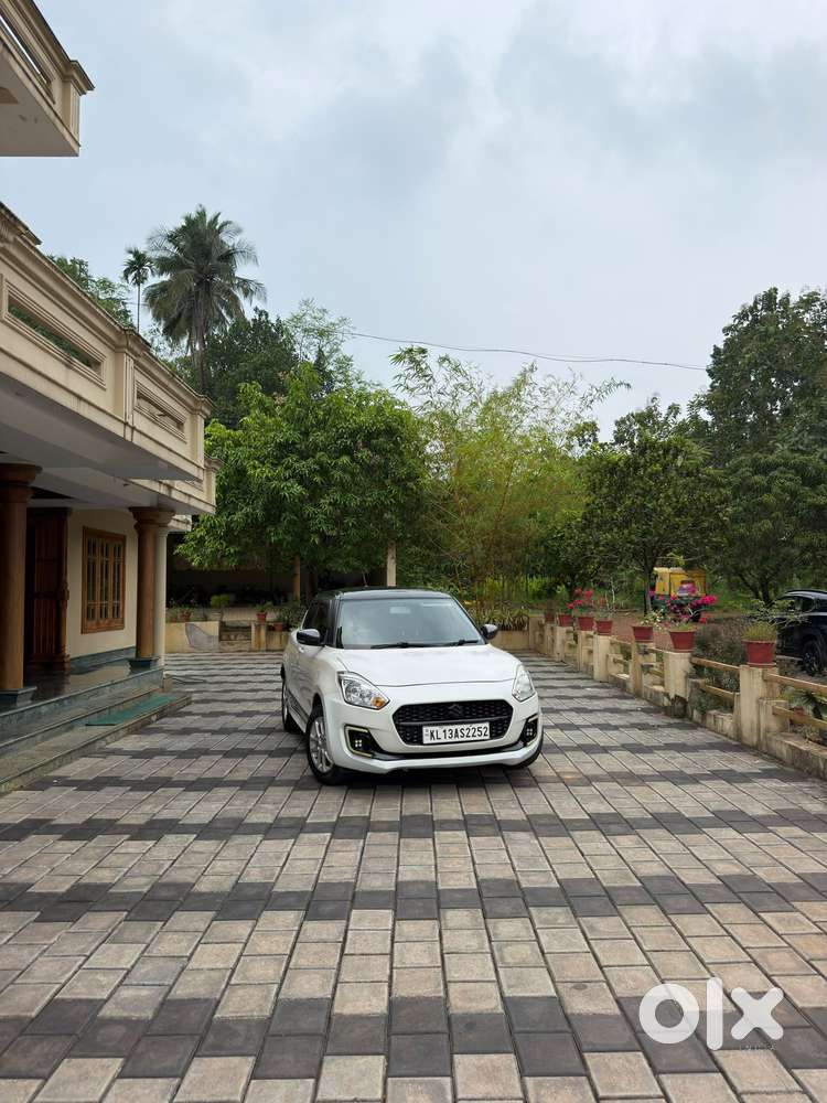 Maruti Suzuki Swift Vvt Zxi, 2020, Petrol