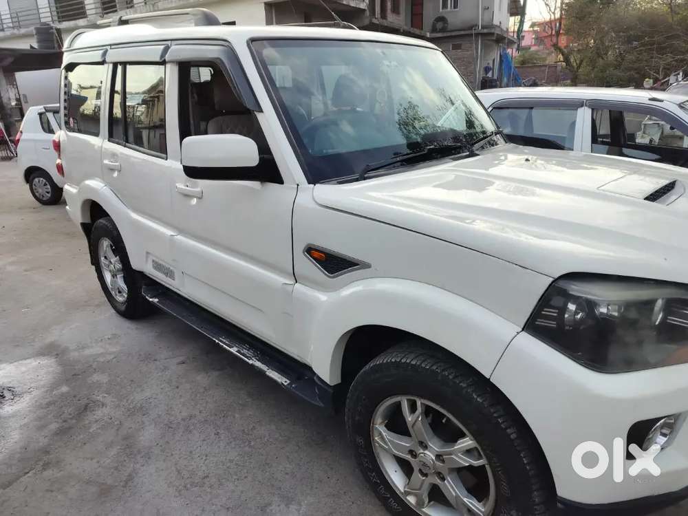 Mahindra Scorpio 2016 Diesel 80000 Km Driven