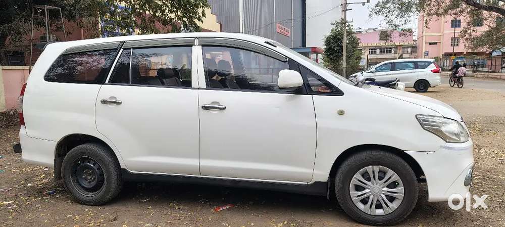 Toyota Innova 2016 Diesel 217194 Km Driven