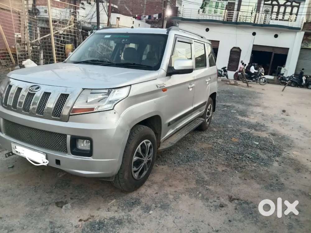 Mahindra Tuv 300 2017 Diesel 80654 Km Driven