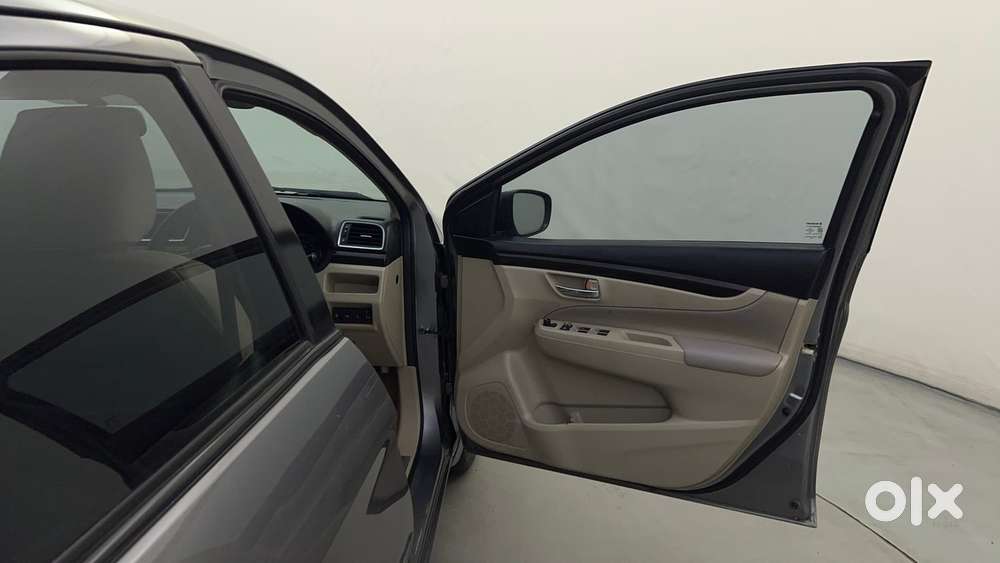 Maruti Suzuki Ciaz 1.3 Zeta Shvs Mt, 2017, Diesel