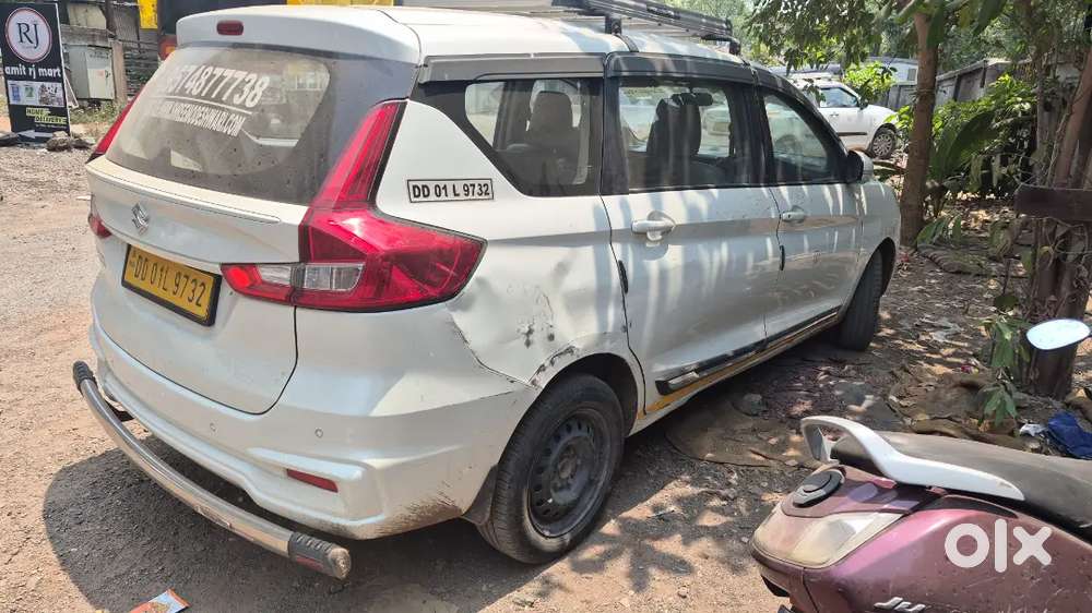 Good Condition Ertiga Cng Petrol
