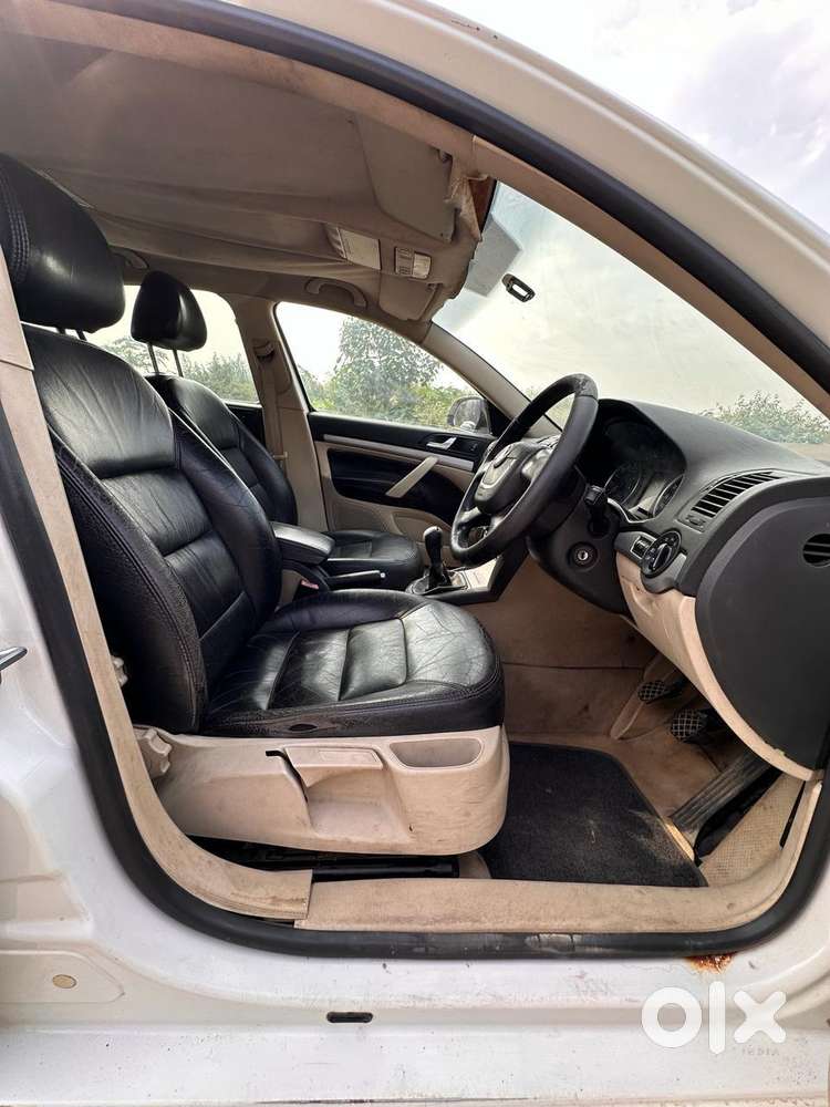 Skoda Laura 1.9 Tdi Mt Ambiente, 2010, Diesel