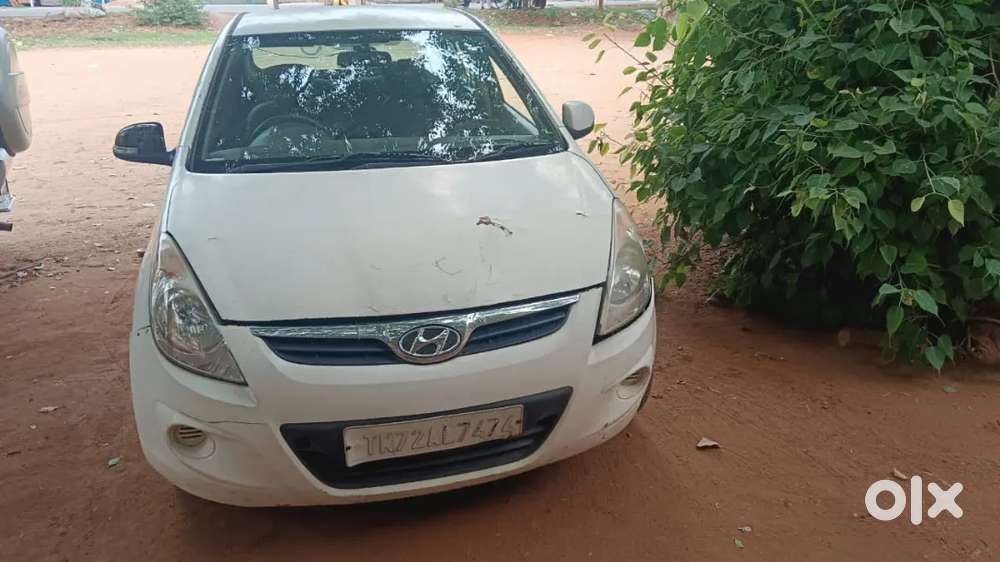 Hyundai I20 Asta Diesel Manual 2012