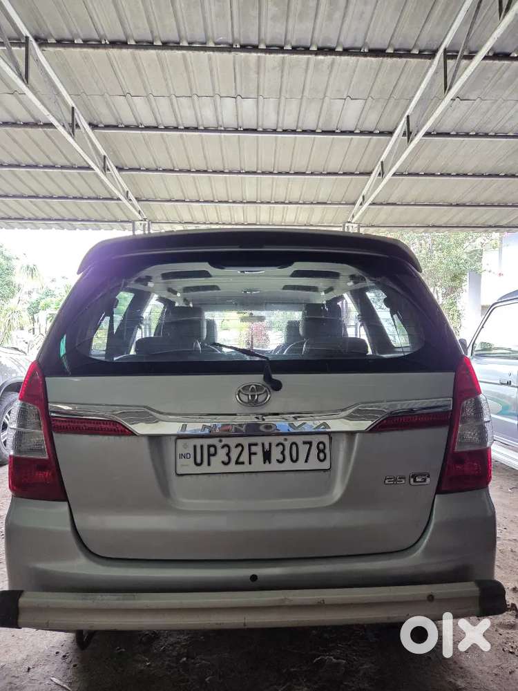 Toyota Innova 2014