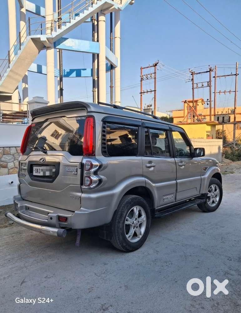 Mahindra Scorpio 2015
