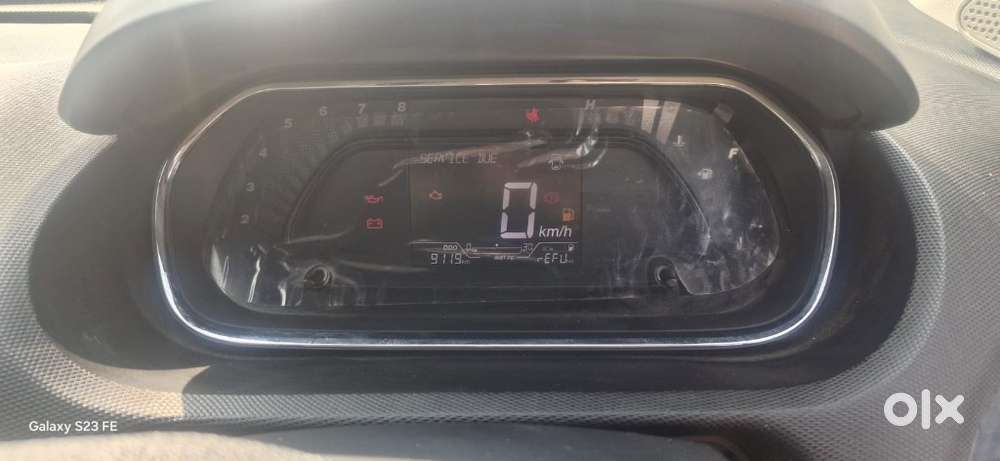 Tata Tiago 1.2 Revotron Xt (o), 2021, Petrol
