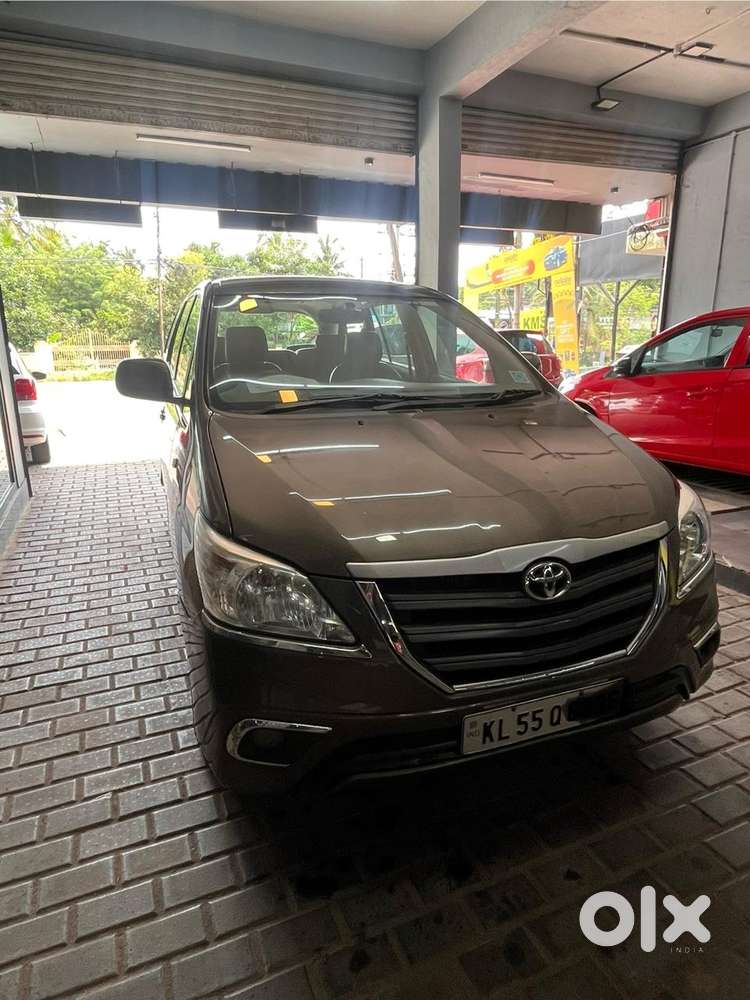 Toyota Innova 2.5 G (diesel) 8 Seater, 2014, Diesel